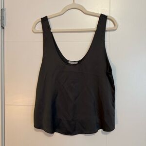 🛍️ 3/$30 H&M Grey/Metallic Tank Top